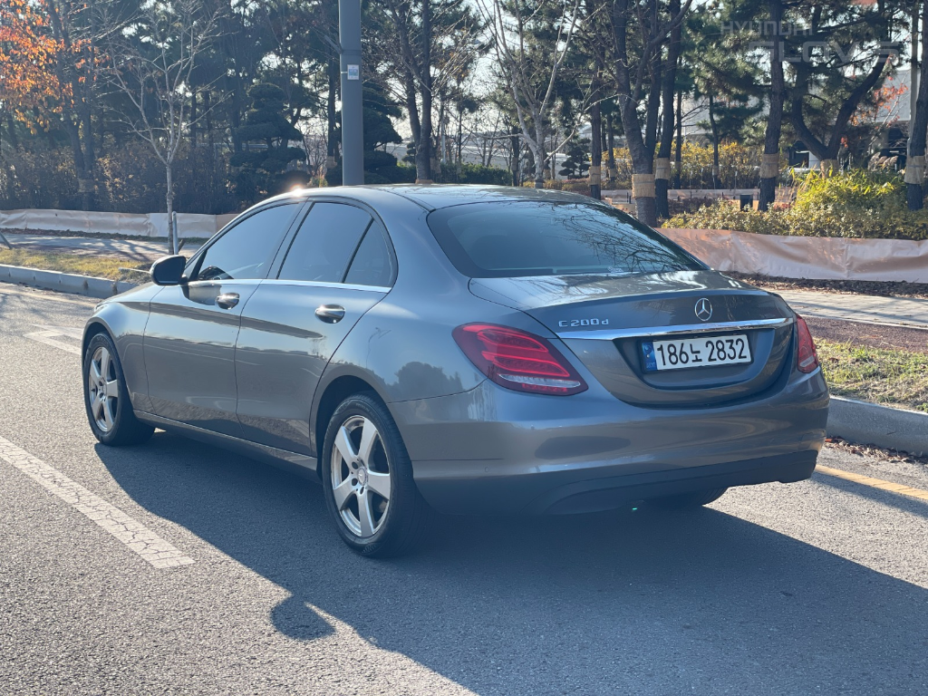 BENZ C-Class (4th Generation) C200 D