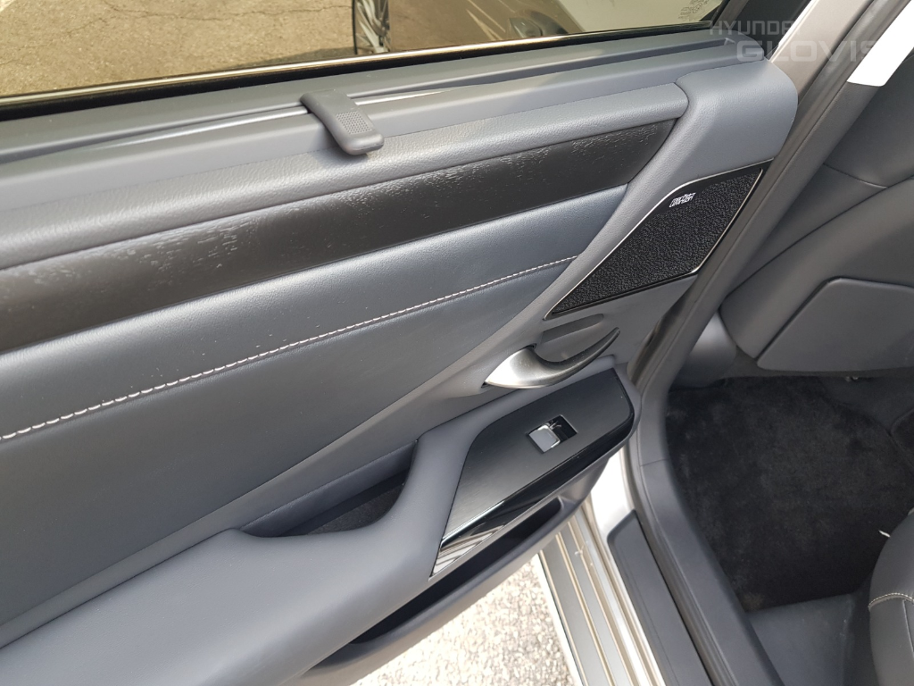 LEXUS ES (7th Generation) 300h