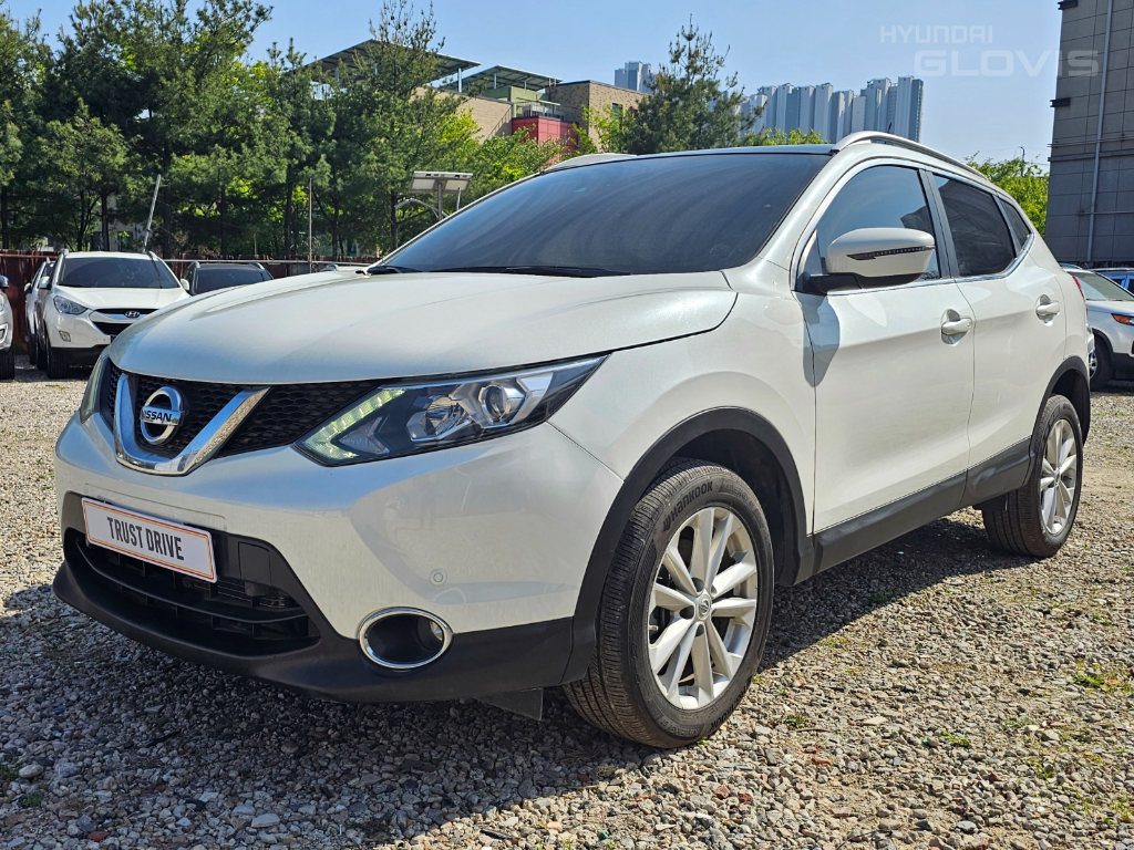 NISSAN Qashqai (2nd Generation) 1.6 SL