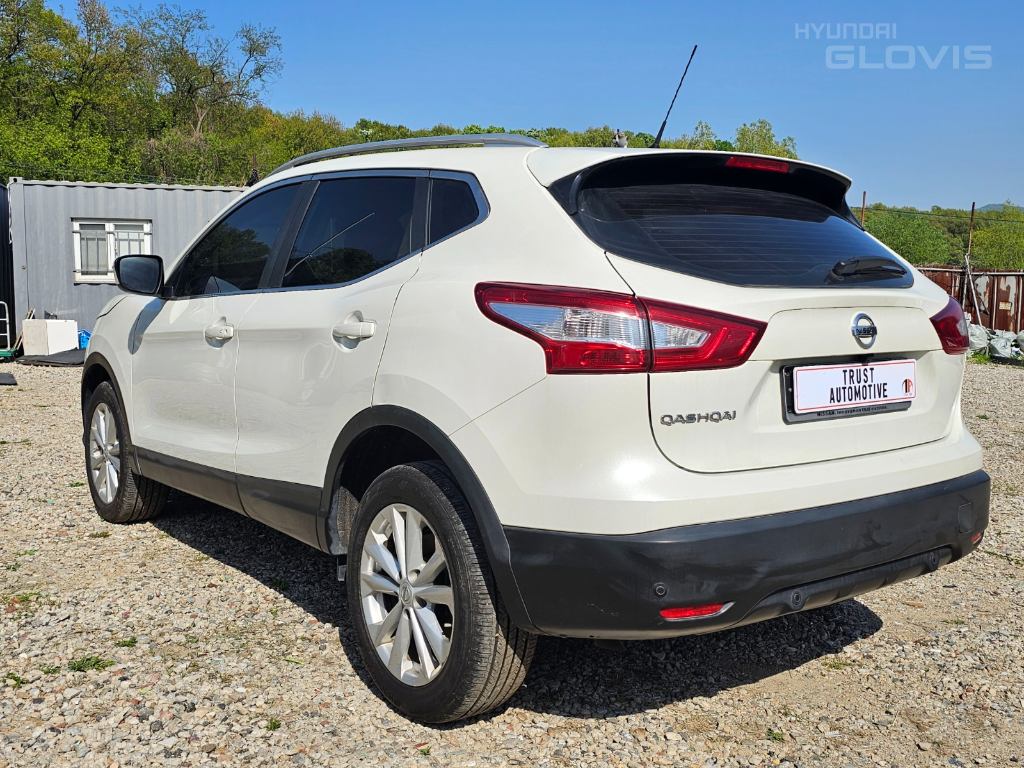 NISSAN Qashqai (2nd Generation) 1.6 SL