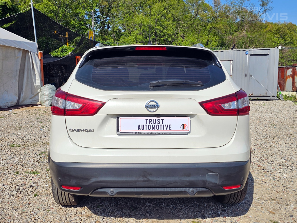 NISSAN Qashqai (2nd Generation) 1.6 SL