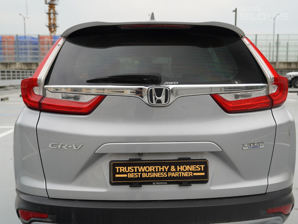 HONDA CR-V (5th Generation) 1.5 4WD
