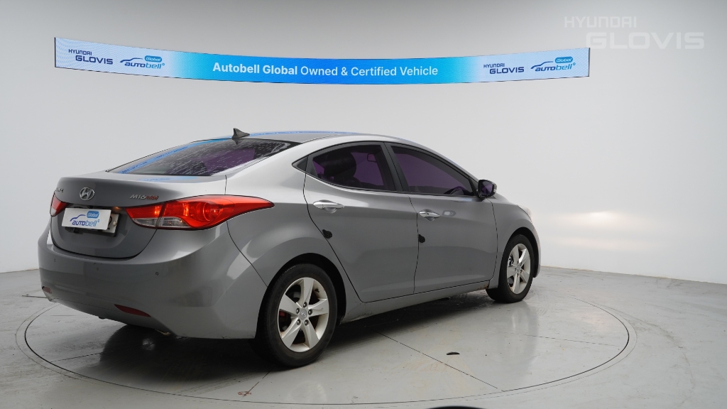 HYUNDAI Avante MD M16 GDi
