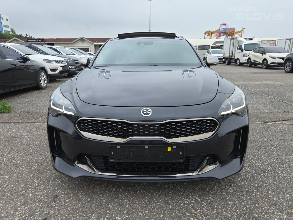 KIA Stinger 3.3 Turbo AWD