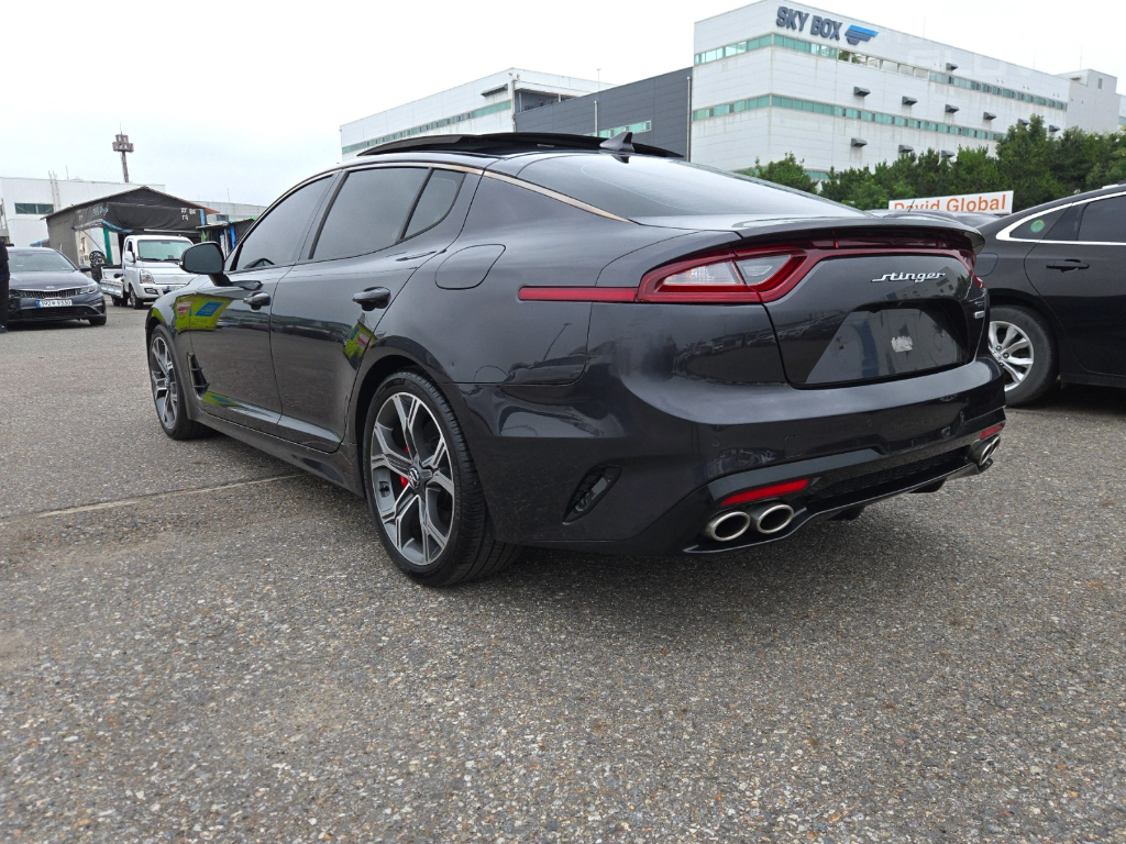 KIA Stinger 3.3 Turbo AWD