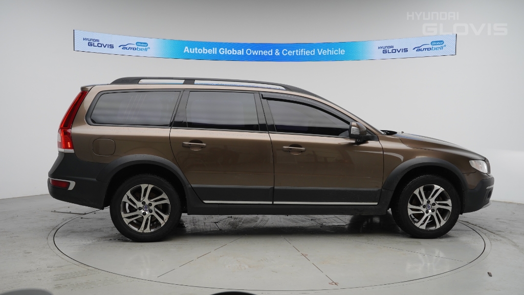 VOLVO XC70 D4