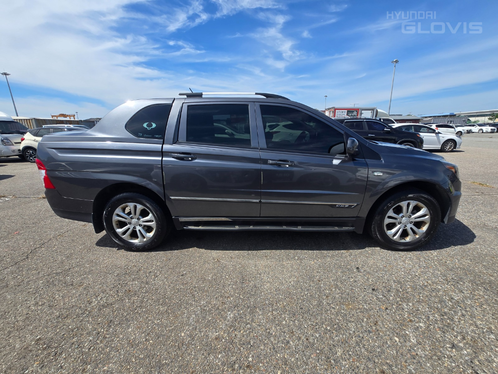 KG MOBILITY(SSANGYONG) The New Korando Sports 2.2 4WD