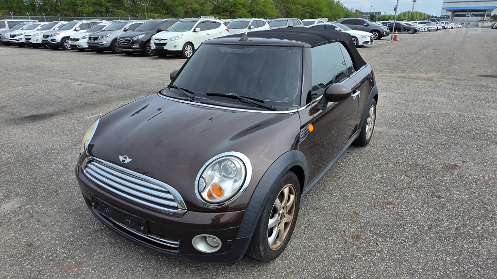 MINI Cooper Convertible (2nd Generation) 1.6 MINI Cooper Convertible (2nd Generation) 1.6